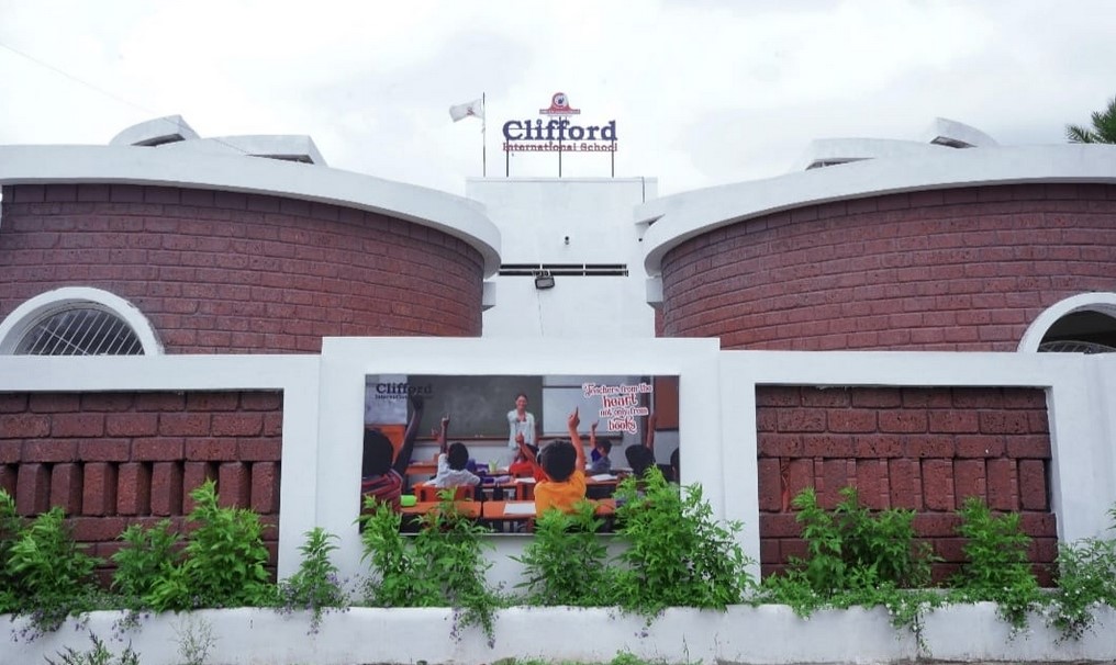 Clifford International School