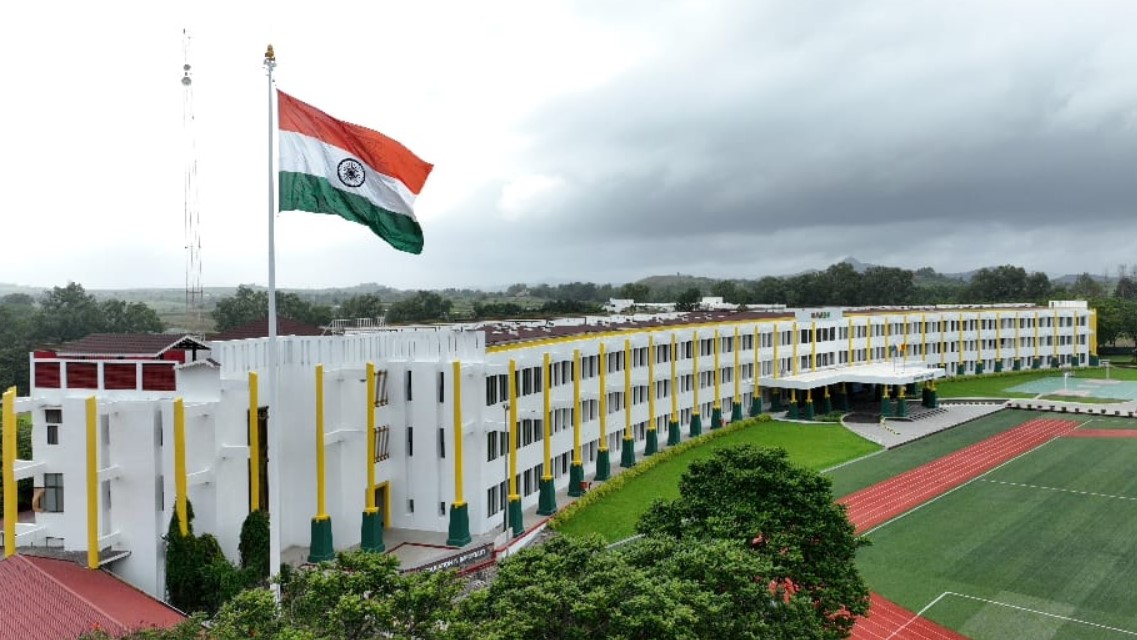 Fravashi International Academy School