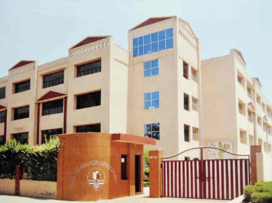 Lawerance Public Senior Secondary School