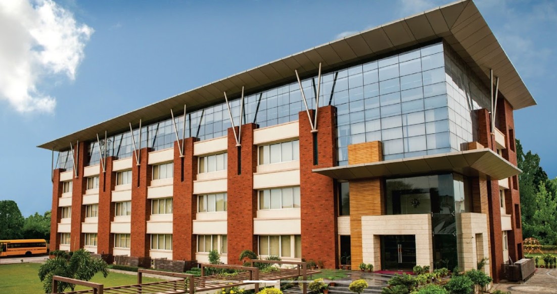 Smart Wonders School