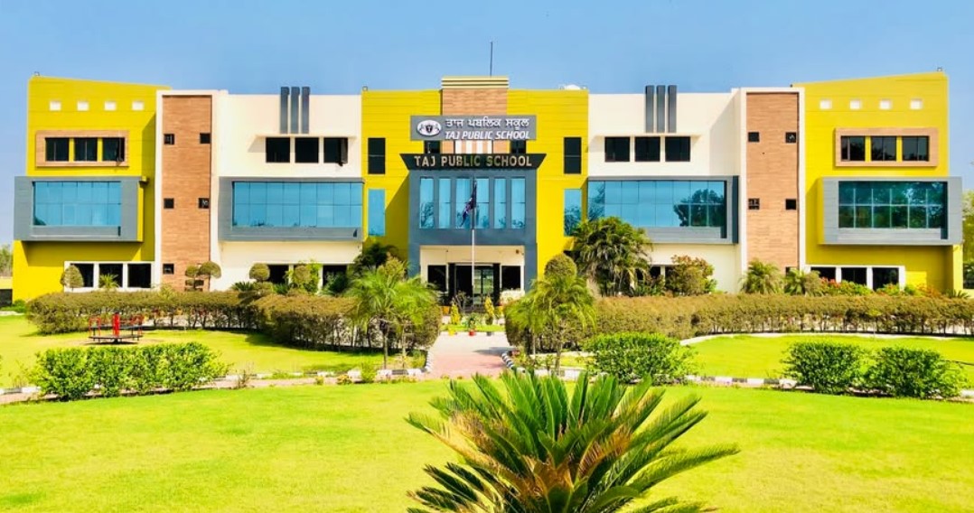 Taj Public School
