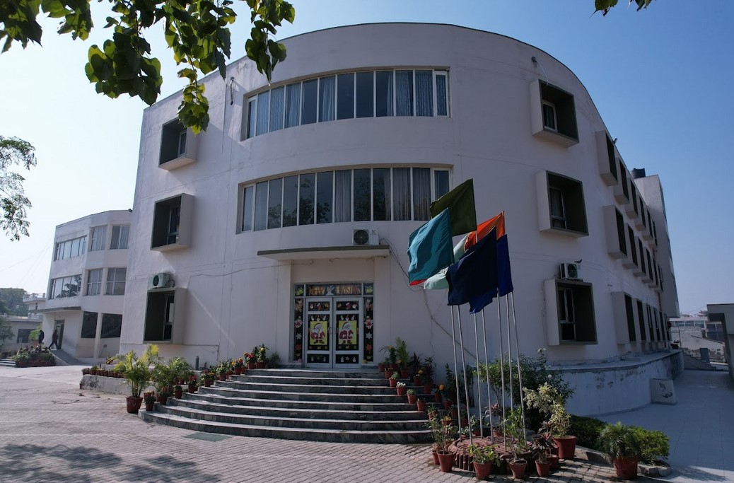 St. Xaviers International School